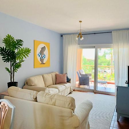 101 Hippo Apartment In Popular Regina Gardens Pafos Zewnętrze zdjęcie